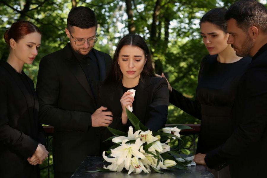 diferencia inhumacion y cremacion